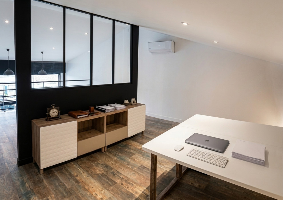 Transformation d’un garage de 65 m² en bureaux esprit loft