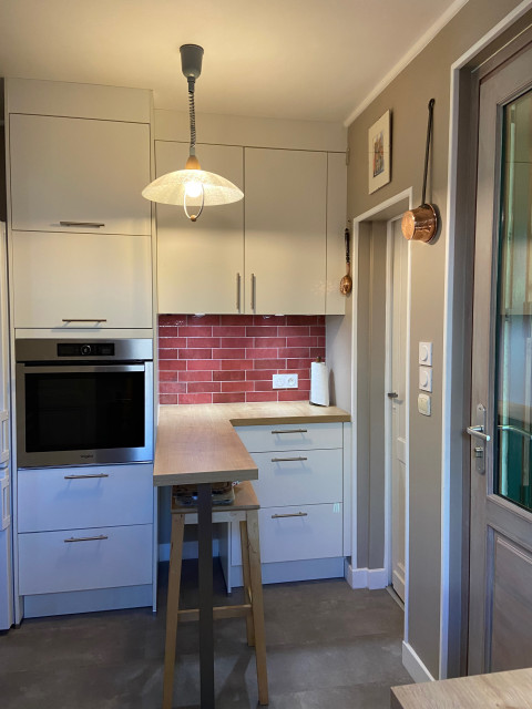 CUISINE DU LAC kitchen