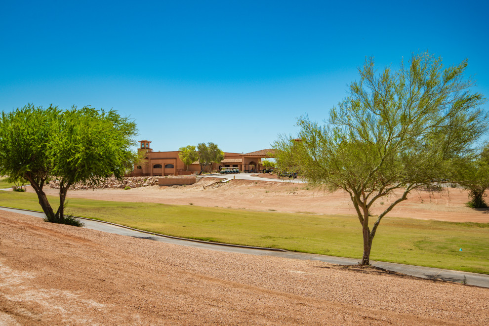 Desert Vista 1882 Model