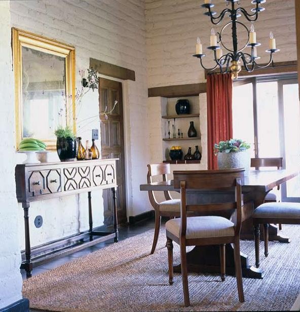 Inspiration for a traditional dining room in Phoenix.