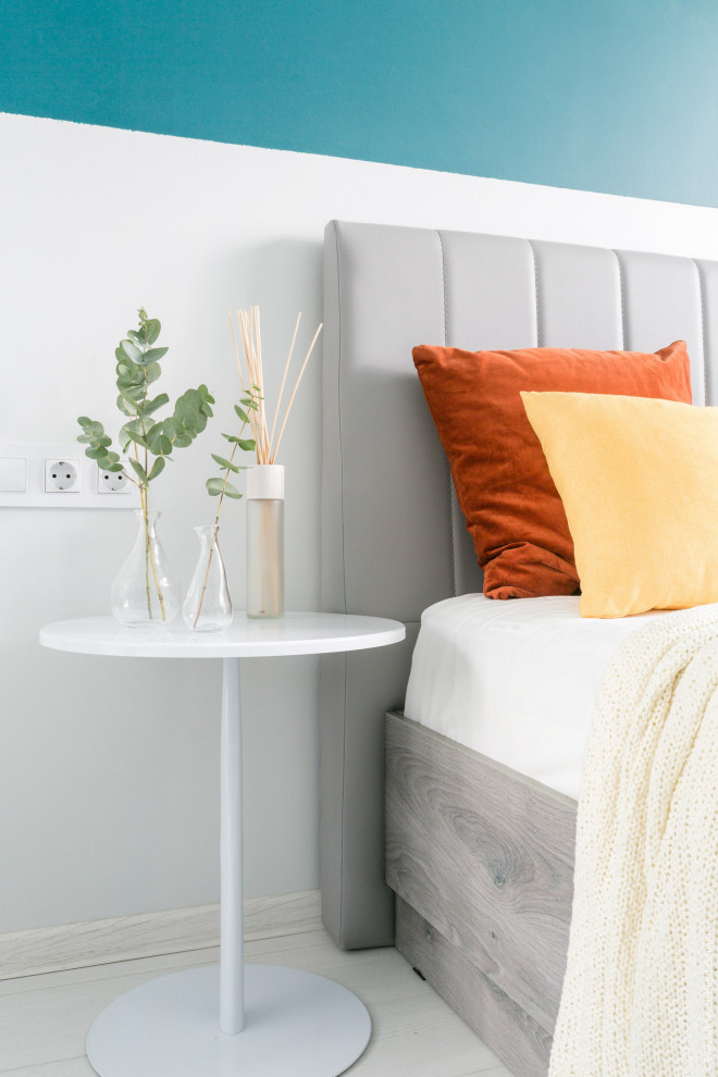 Multicolored apartment in Zhulebino, Moscow