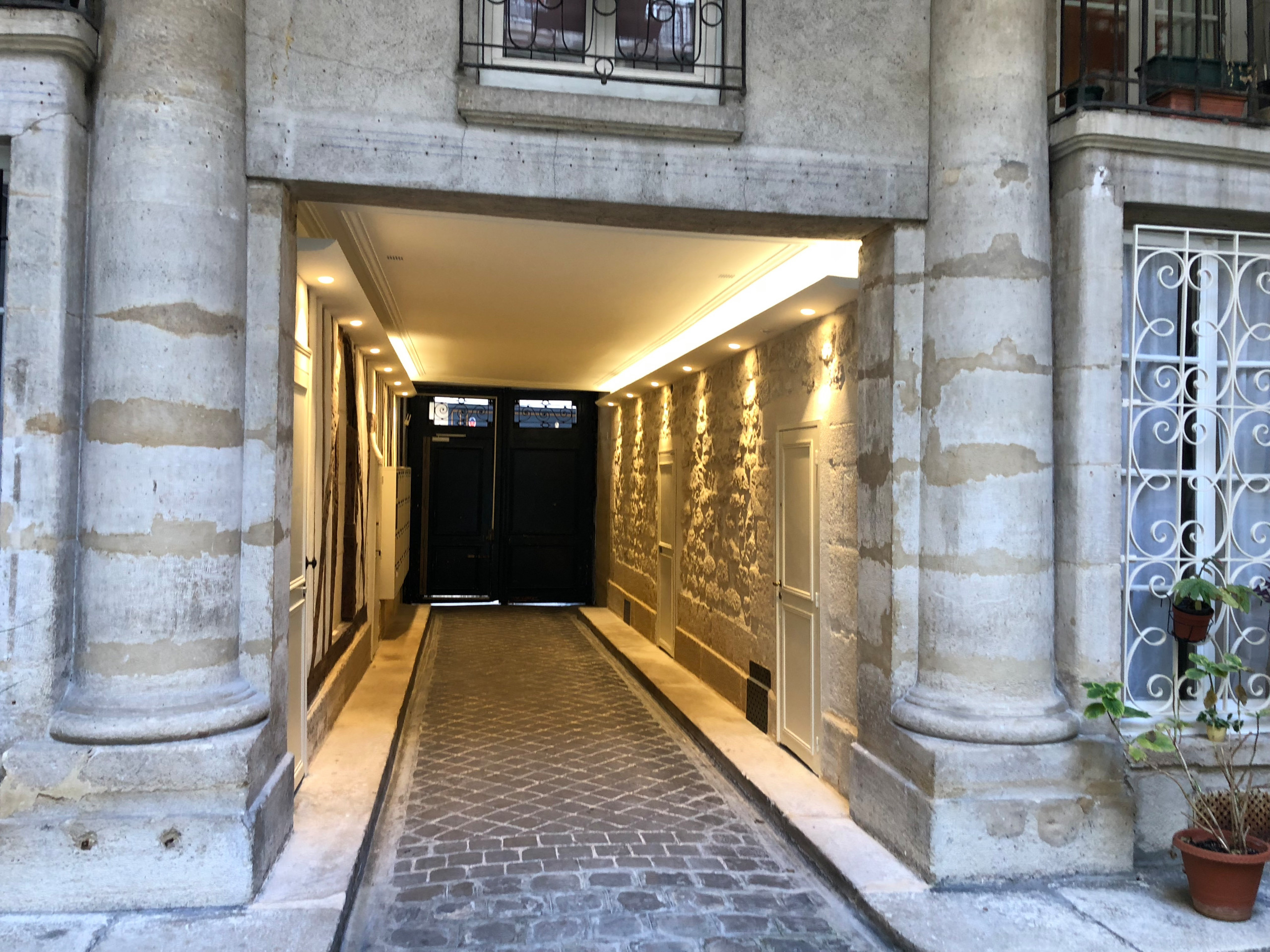 Projet porche d'immeuble parisien