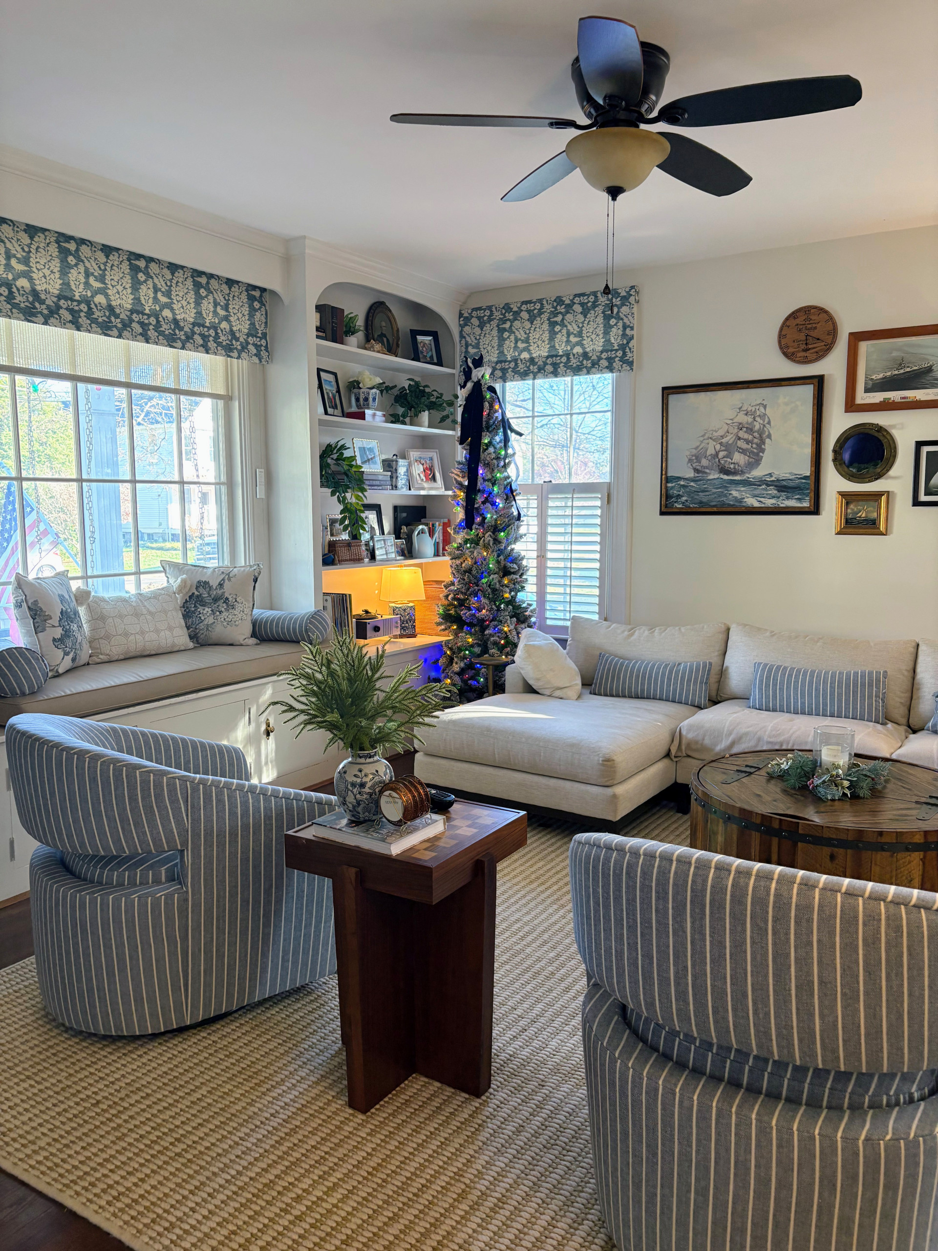 European living-  Roman valances