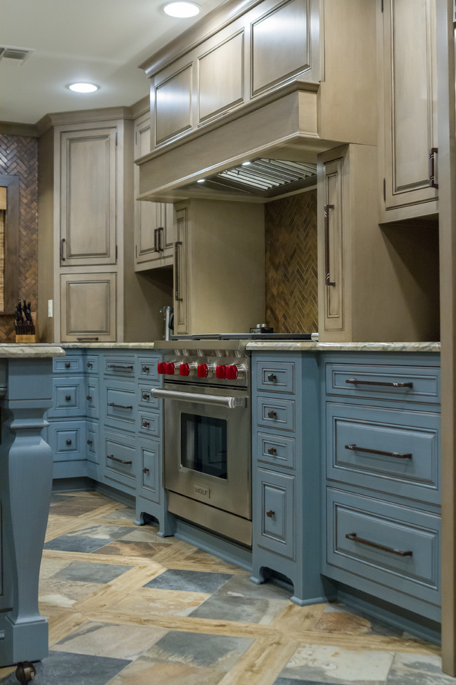 Kitchen - kitchen idea with an island