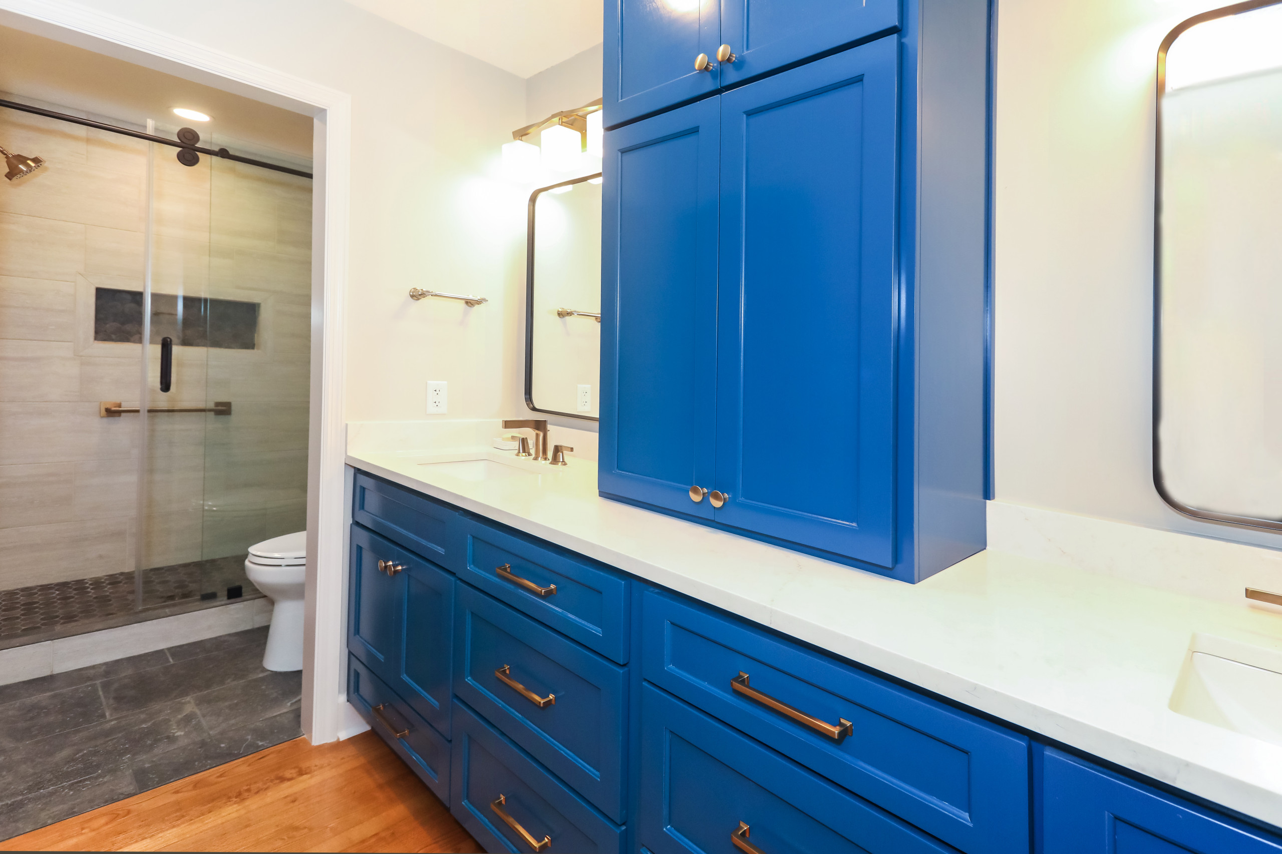 Dahlonega Master Bathroom