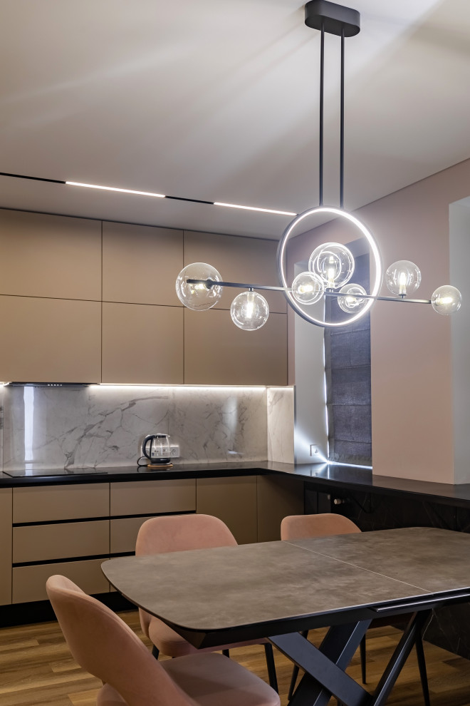 Яркий интерьер таунхауса