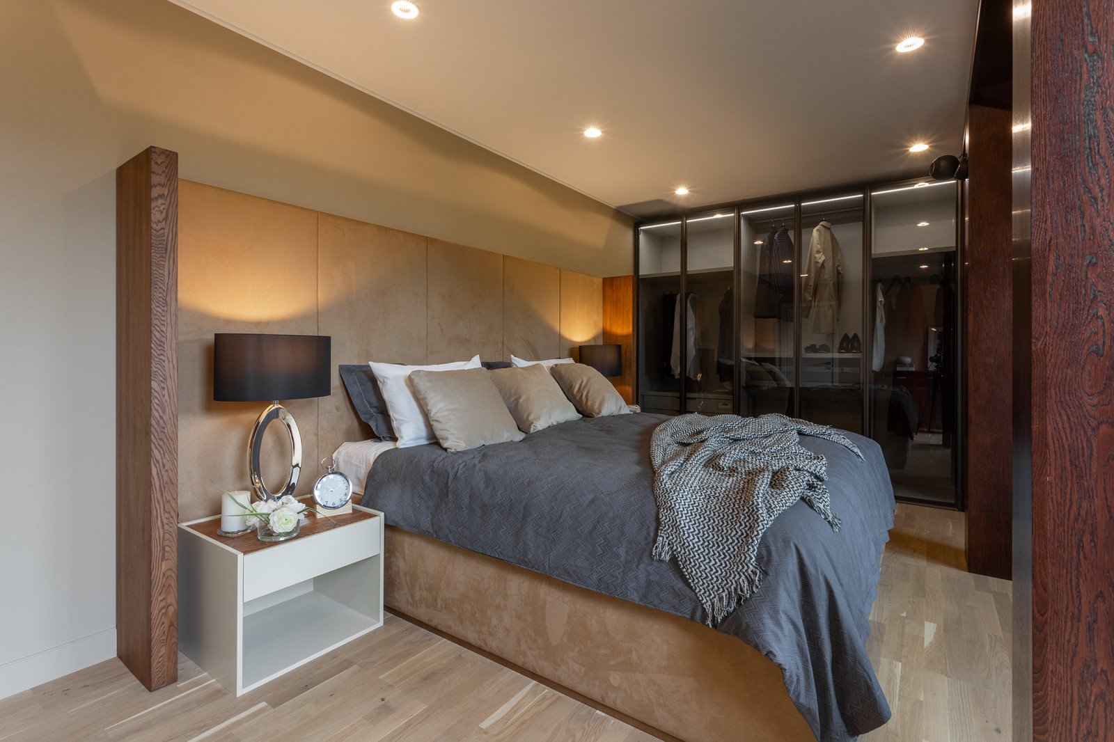 Интерьер двухуровневой квартиры в Калининграде.