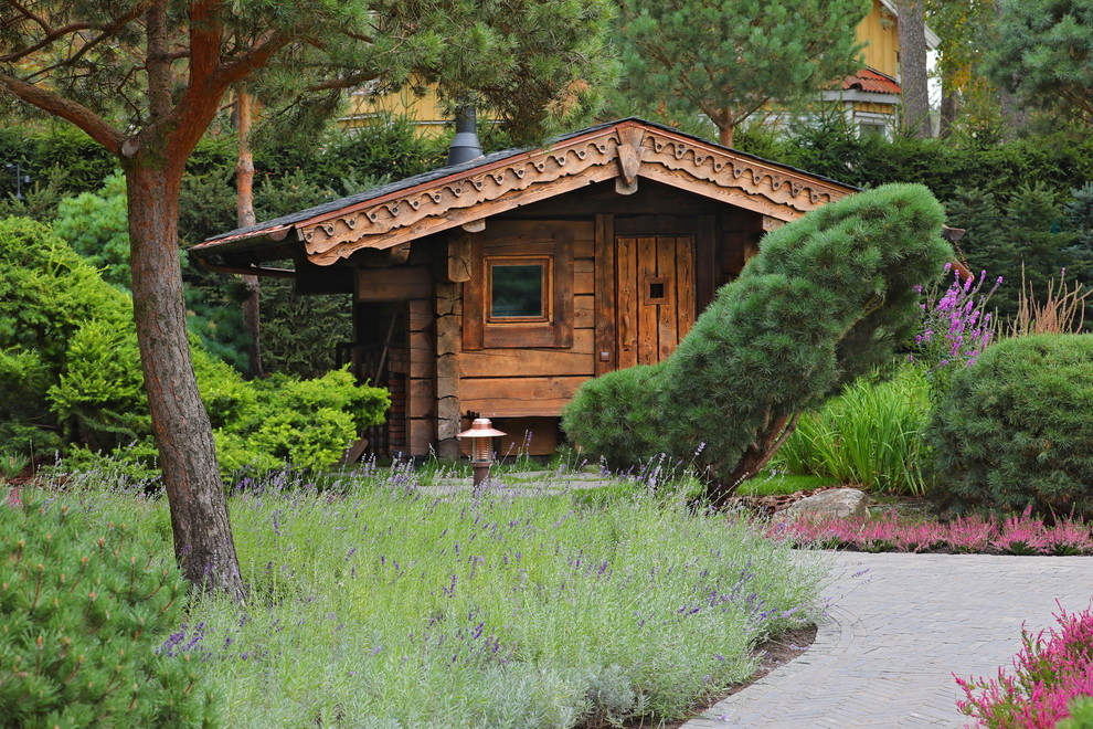 Коттеджный сад в Барвихе (дизайн и исполнение компании "Imperial Garden")