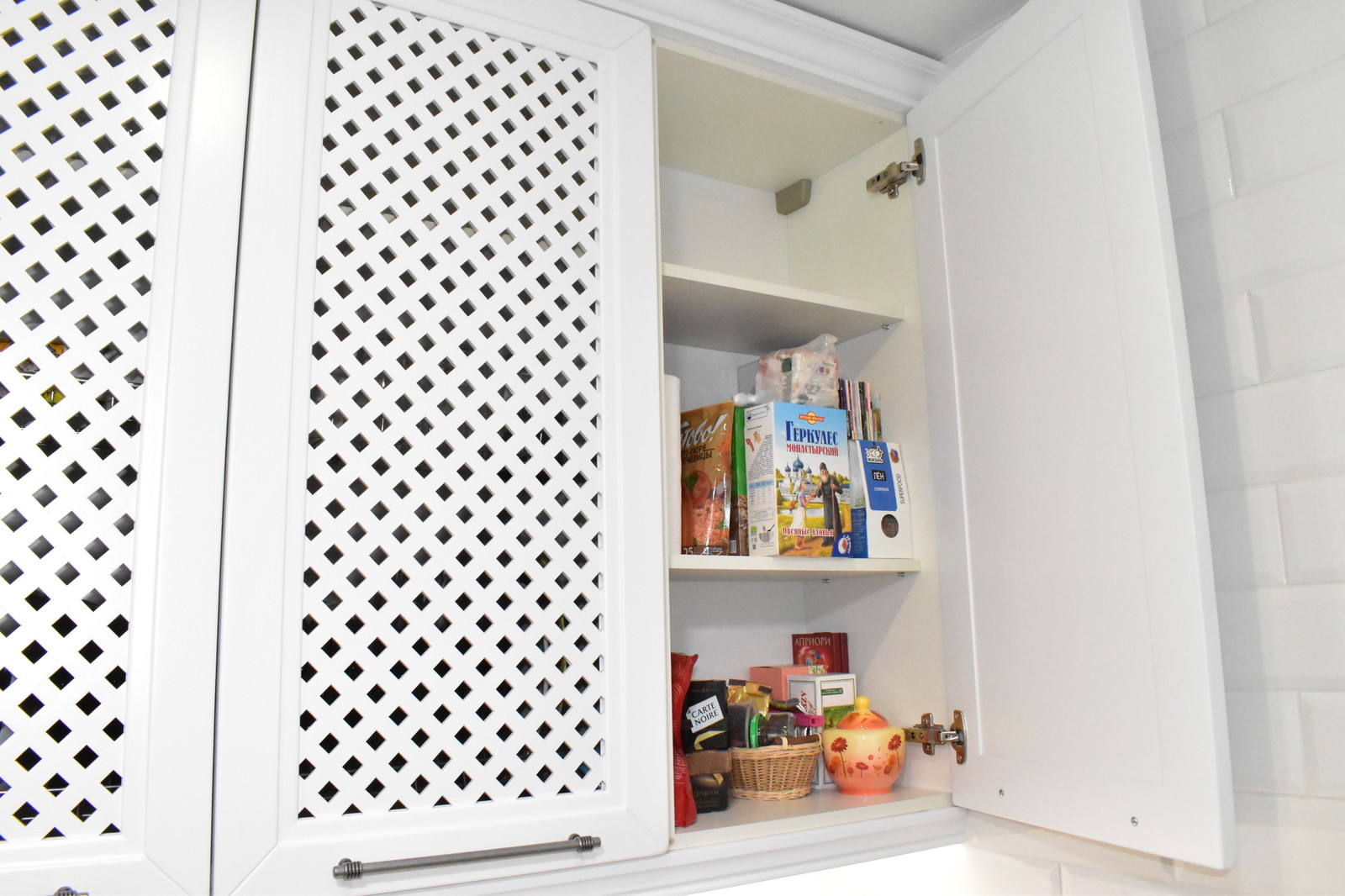 Кухня из массива дуба Сицилия Ral и CS