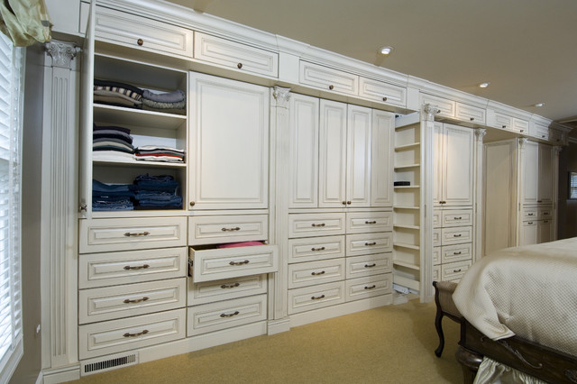 master bedroom cabinetry - traditional - closet - chicago -bh