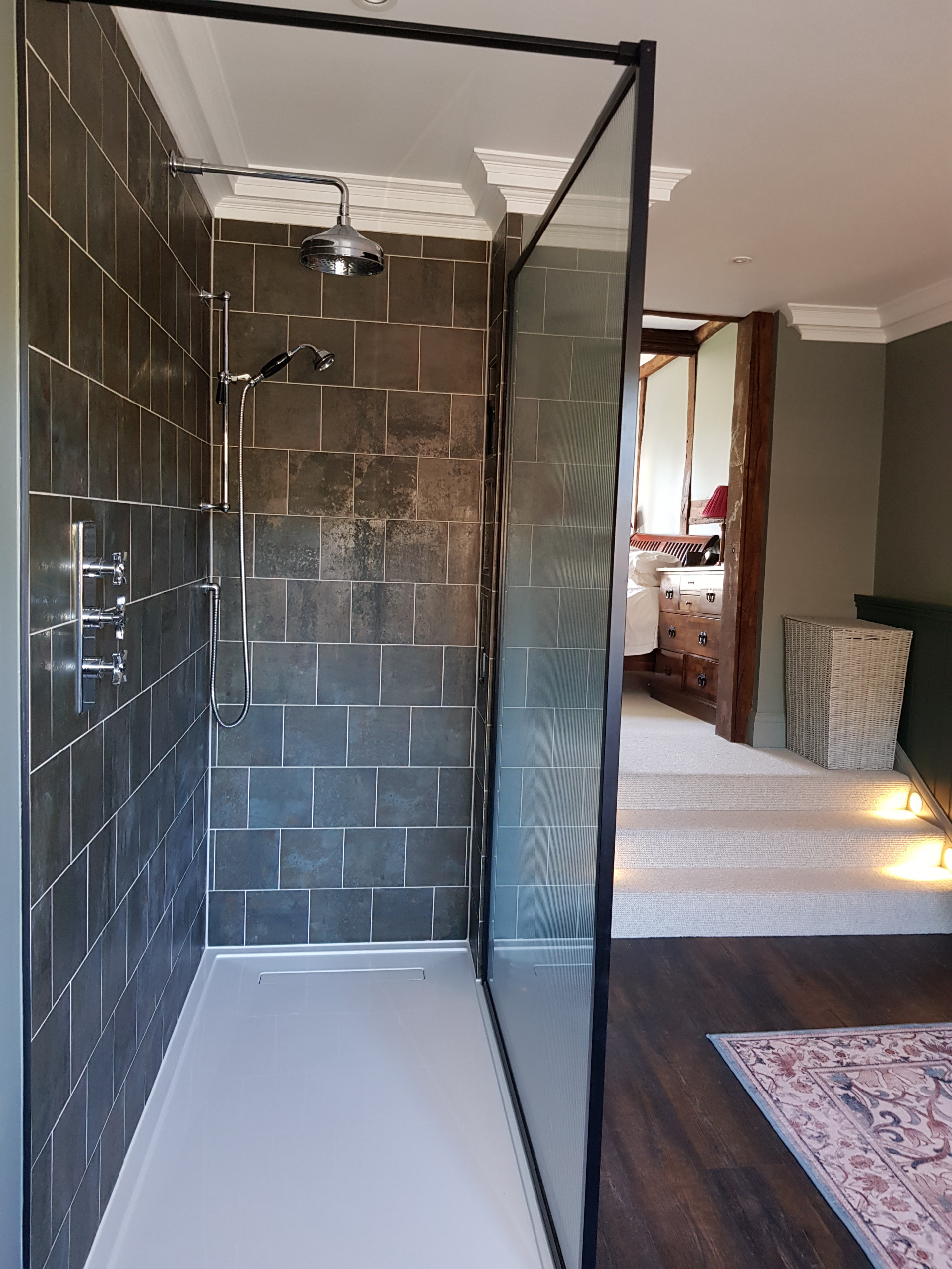 New En suite bathrooms