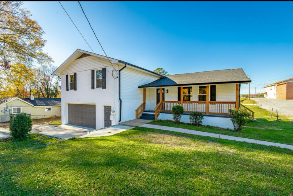 "Legacy" Transforming Remodel Into A Charming Ranch Style House.