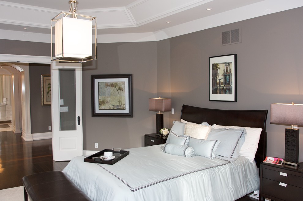 Inspiration for a bedroom remodel in Toronto