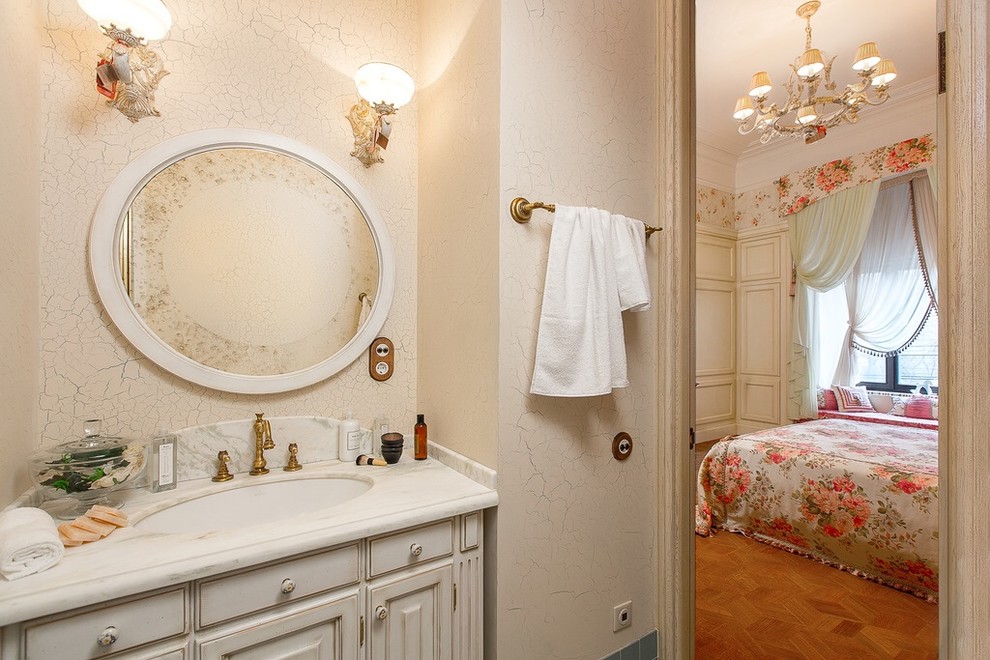 Продолжение истории.........