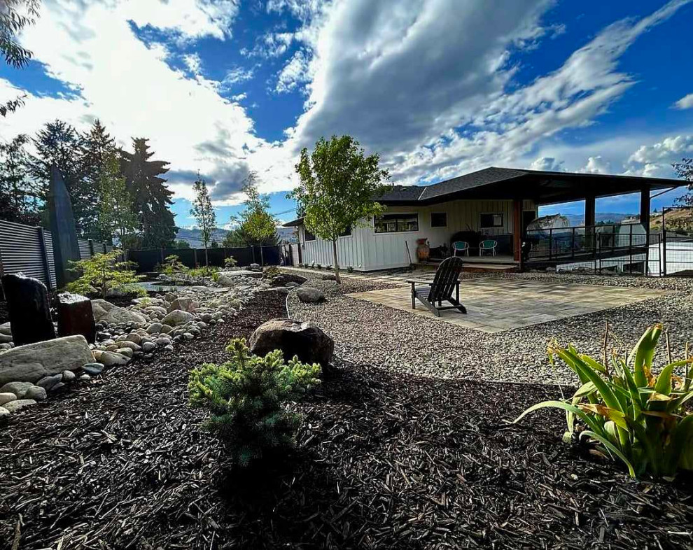 Homeniuk Garden Design and Hardscaping