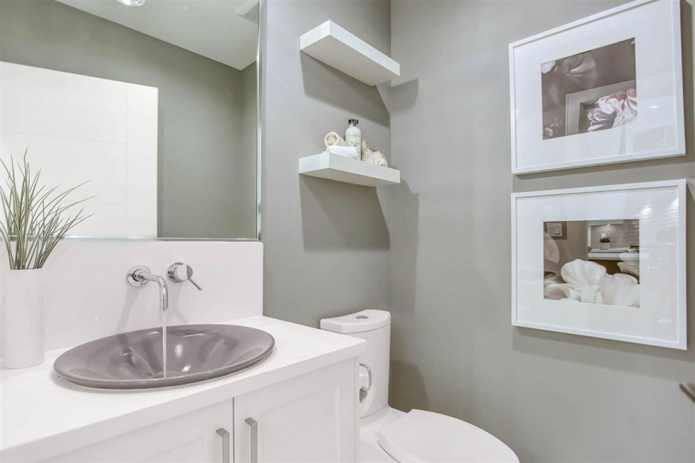 Transitional powder room in Vancouver.