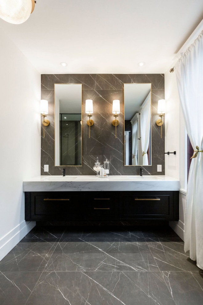 Elegant Ensuite Bathroom NDG