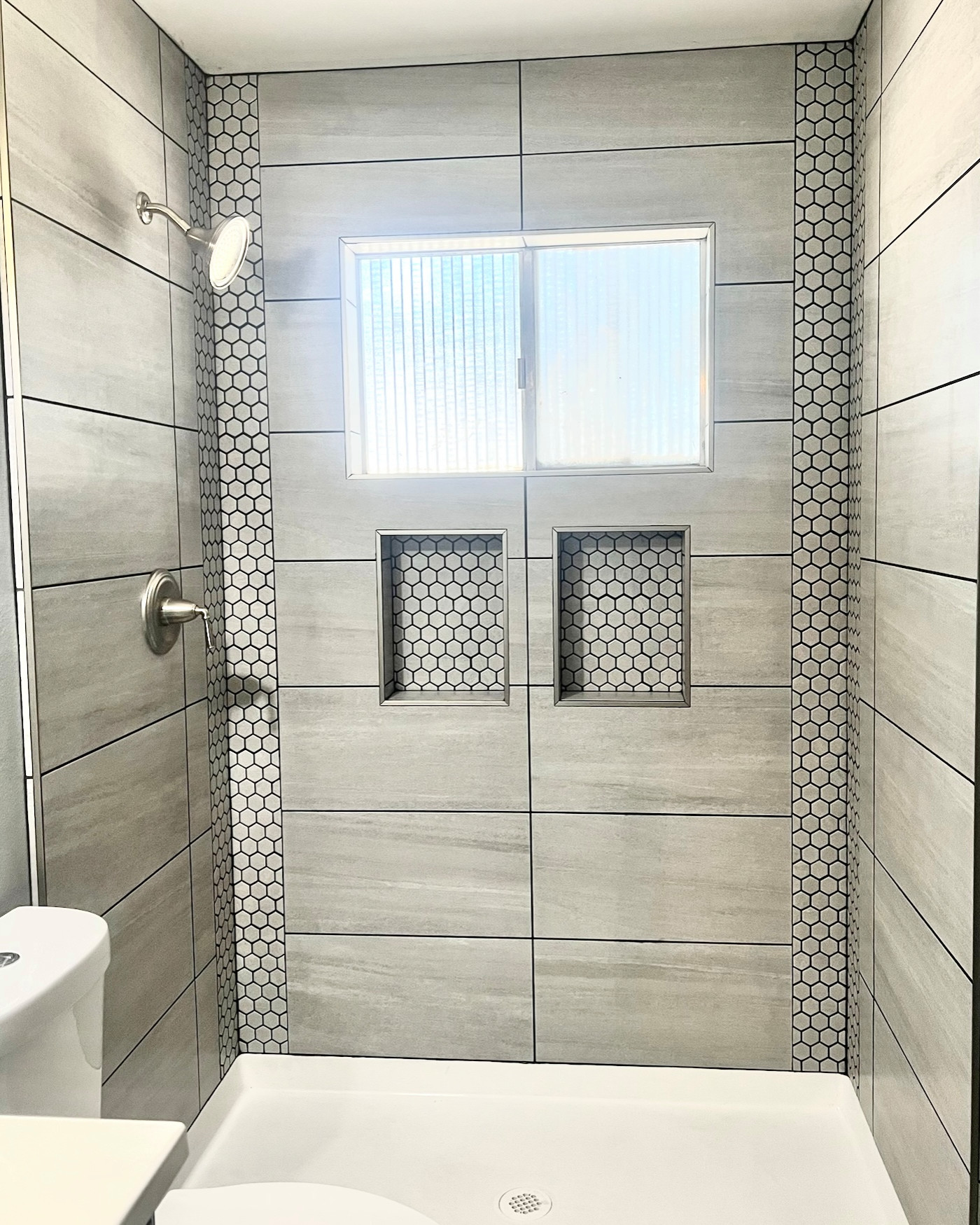 Tiled Walk In Showers/Bathrooms