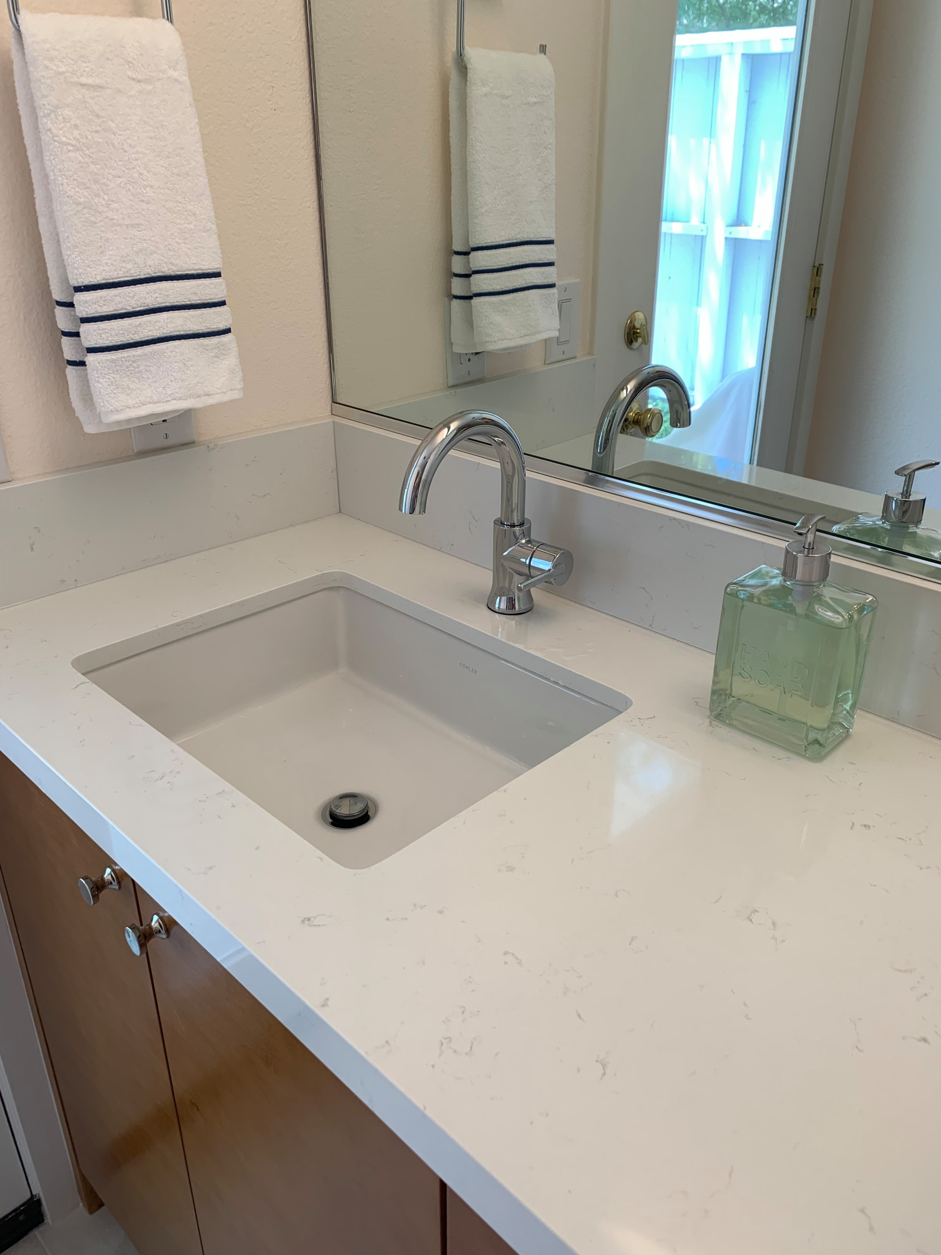 Flat Side & Bottom Sink Maximizes a Small Sink & Faucet