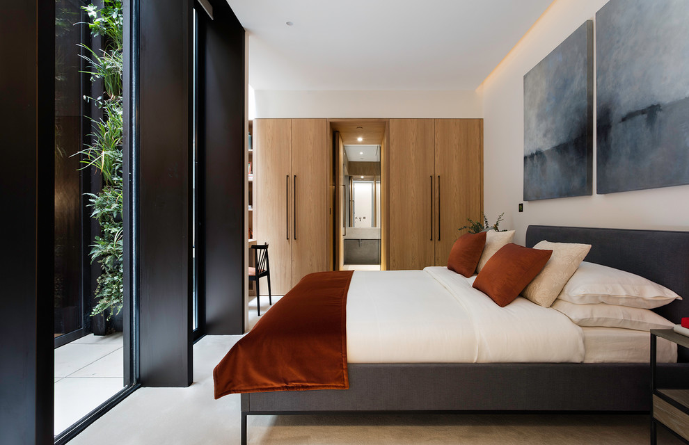 Bedroom - bedroom idea in London