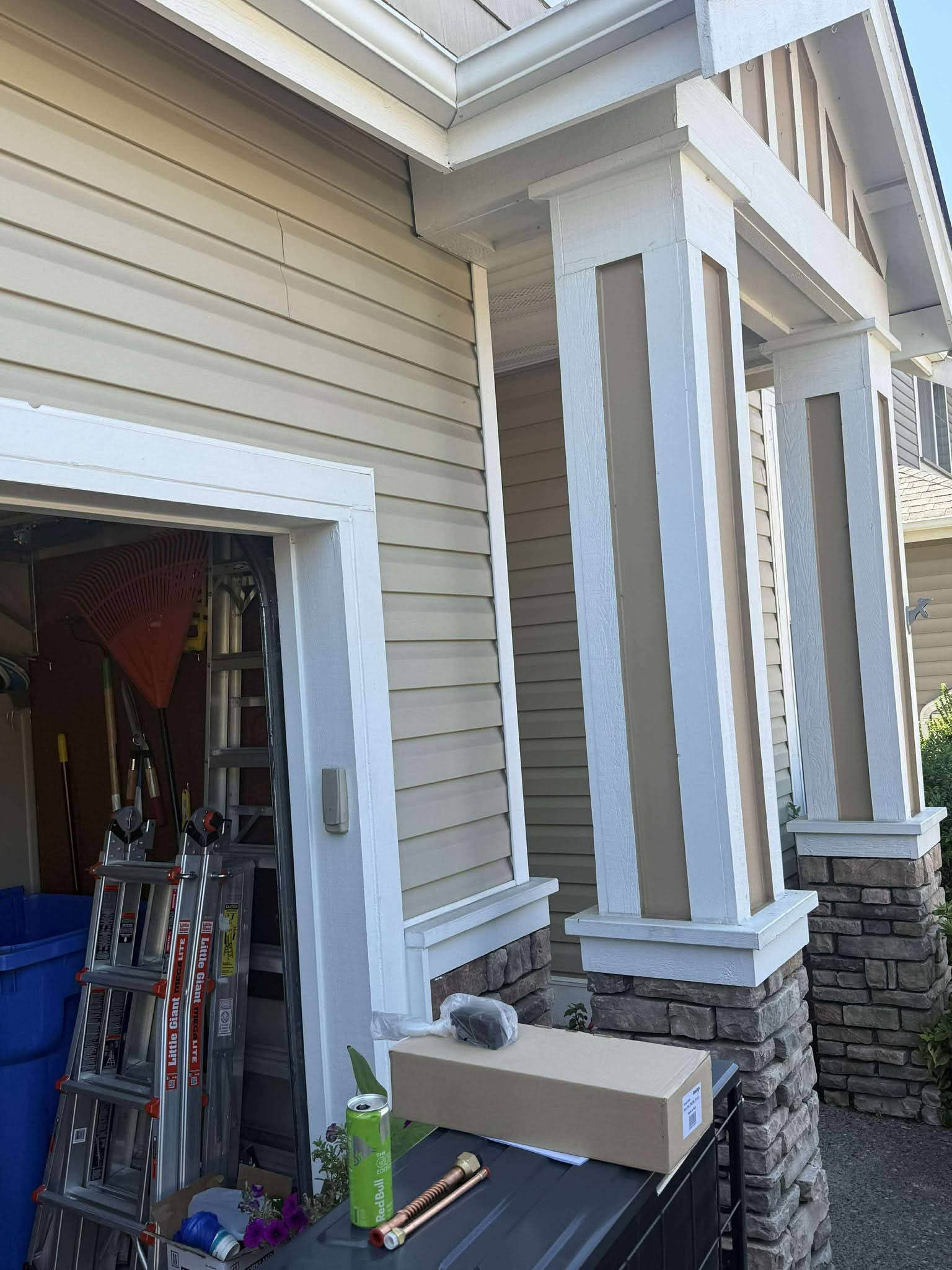 Exterior Wood Repairs & Repaint