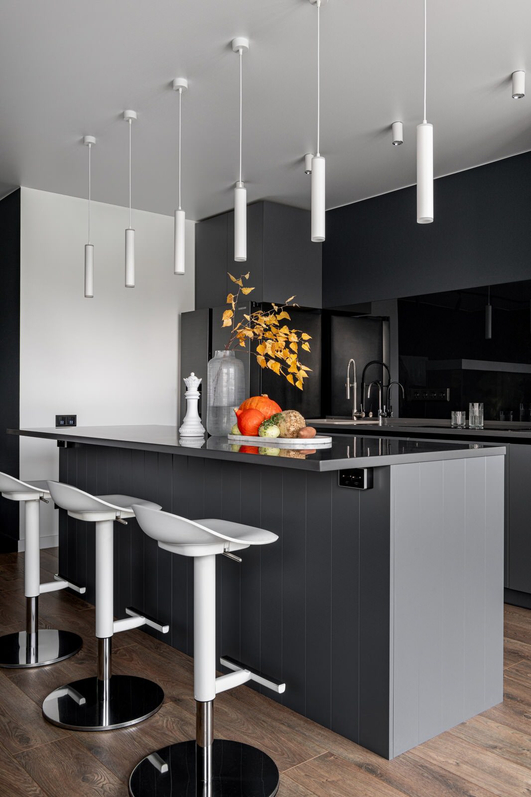 Графит с акцентами