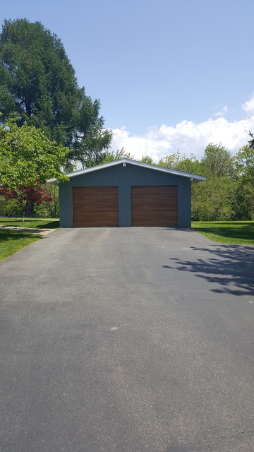 Plank Door moderne-garage