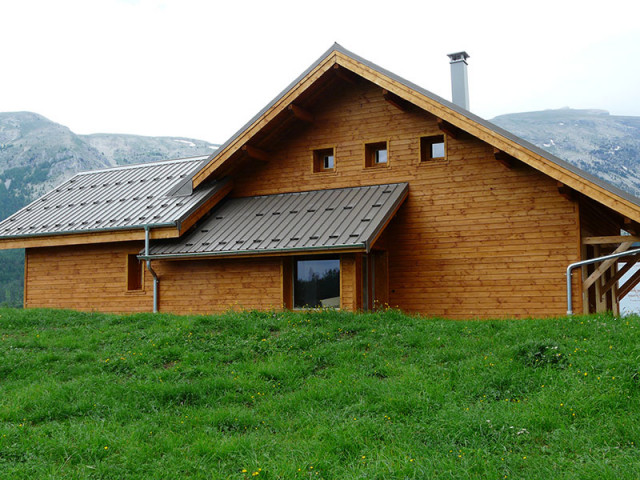 Fa&ccedil;ade arri&egrave;re exterior