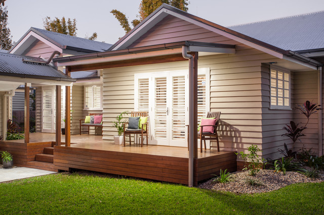 Hadfield transitional-verandah
