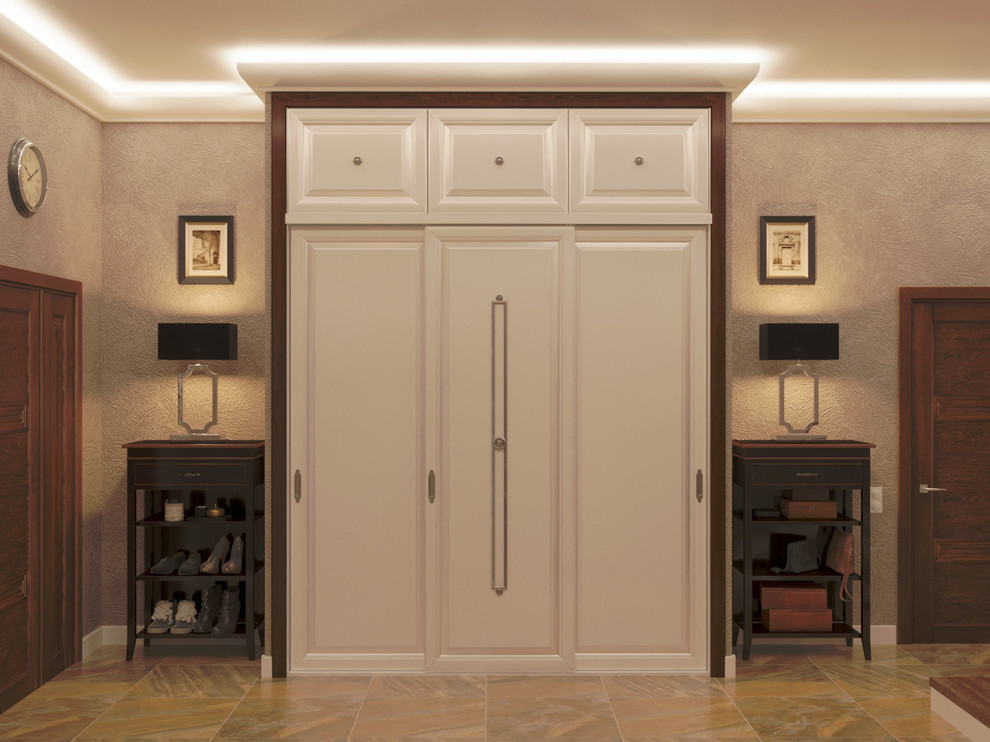 Холл - коридор, лестничный марш