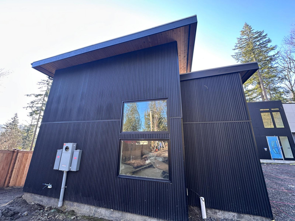 Siding project in Crown Hill Seattle.