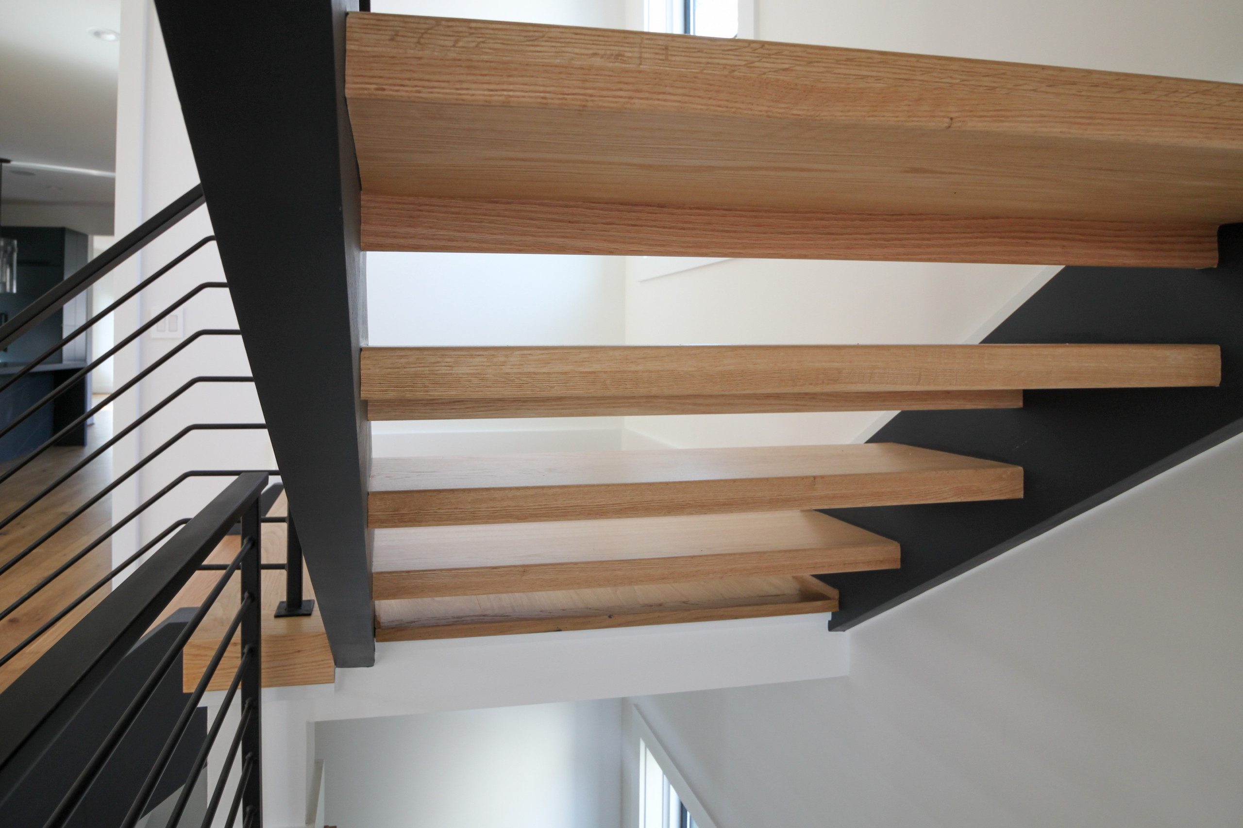 85_Sleek Three-Quarter Turn Multilevel-Staircase, McLean VA 22101
