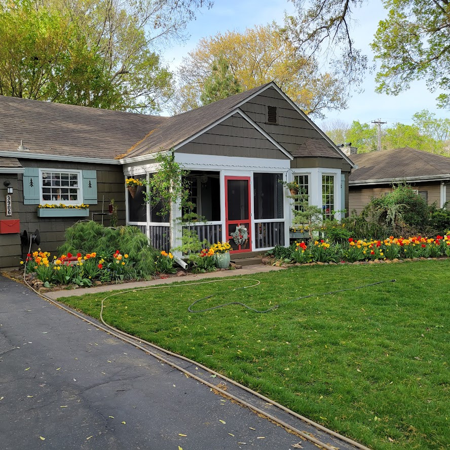 Misc Front Entry Walks/Landings $-$$$
