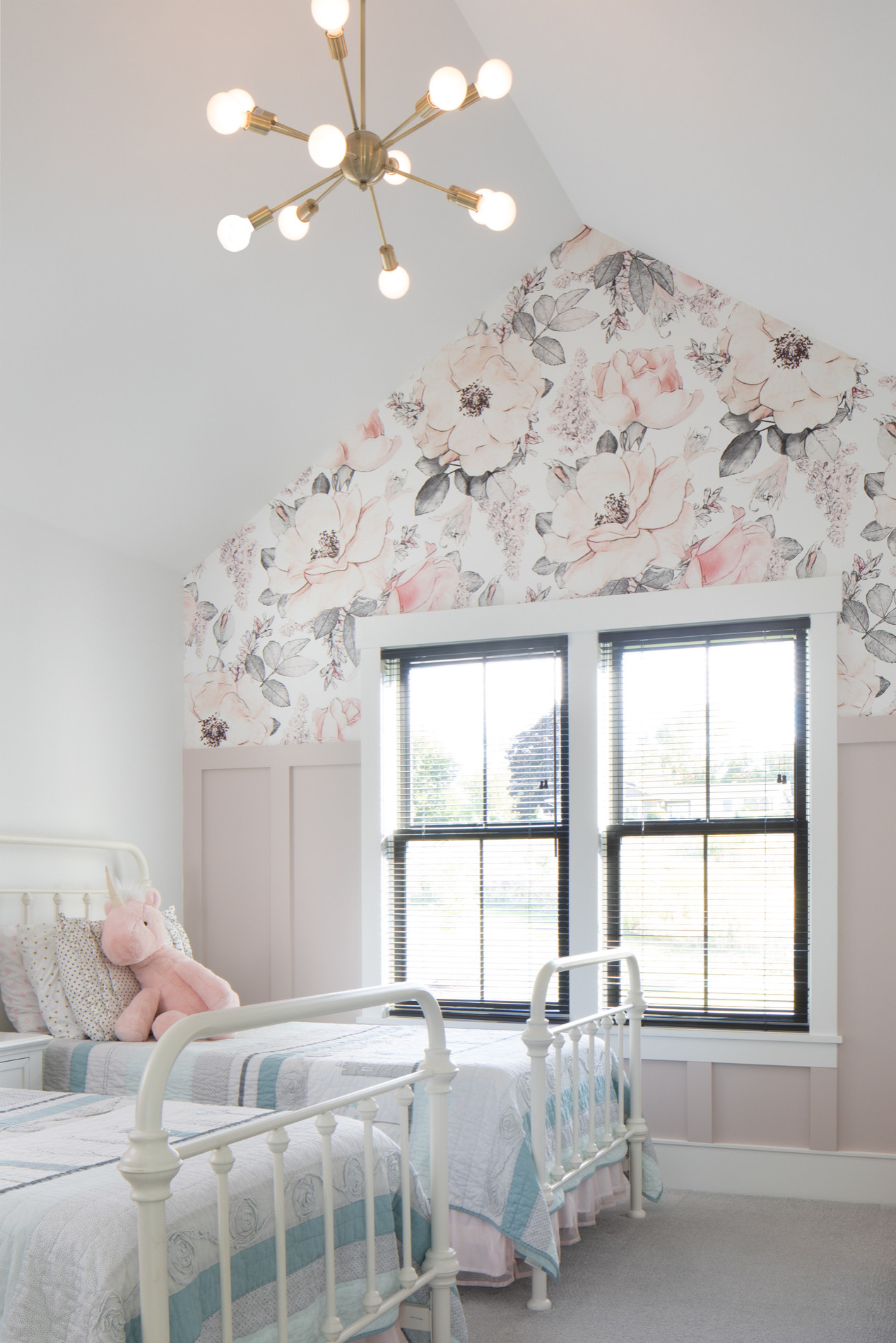 Ceiling Decor Inspiration for Kids Rooms – Home and Garden