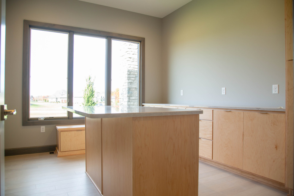 Inspiration for a modern home design remodel in Indianapolis