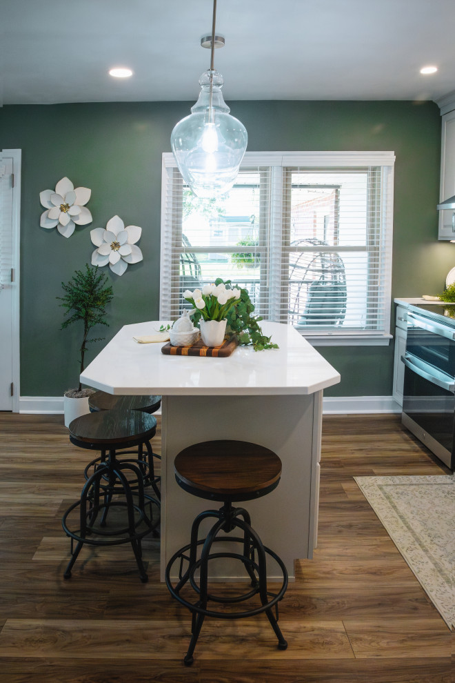 Farmhouse Style Kitchen