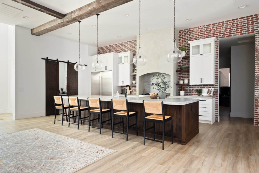 Example of a mountain style kitchen design in Las Vegas