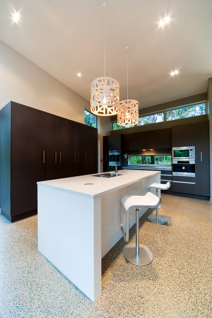 Kitchen & Dining modern-kitchen