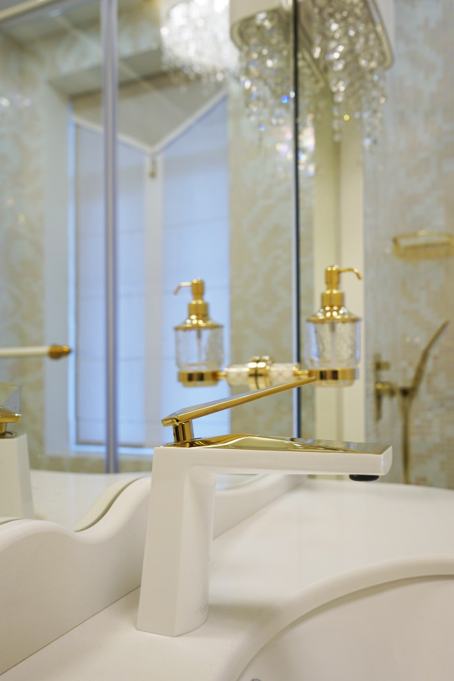 Фото готового интерьера. Второй этаж загородного дома, пространство спален в дом