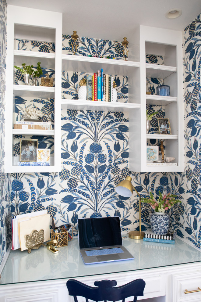 Inspiration for a transitional home office remodel in New Orleans