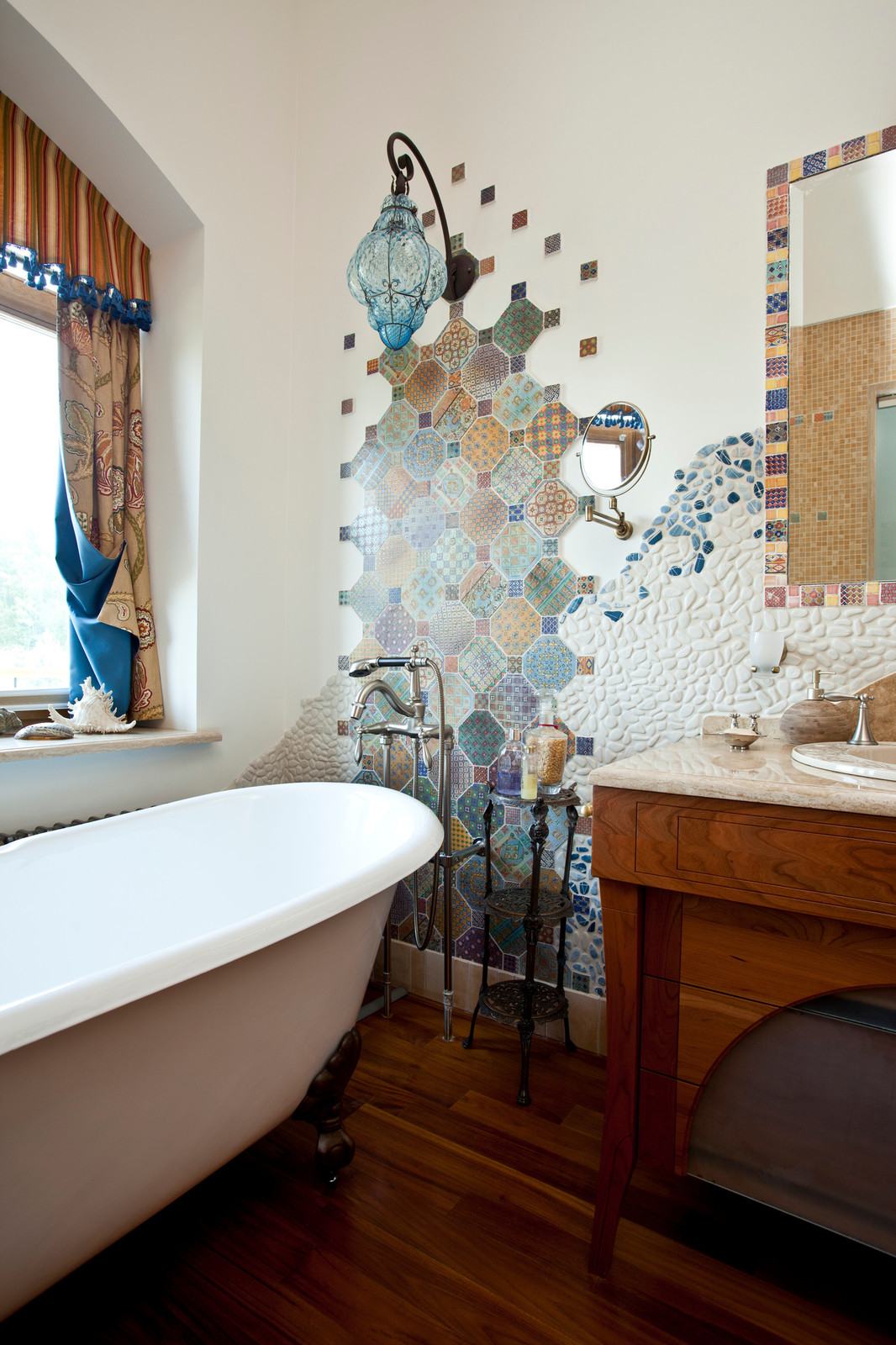 Дом с бассейном