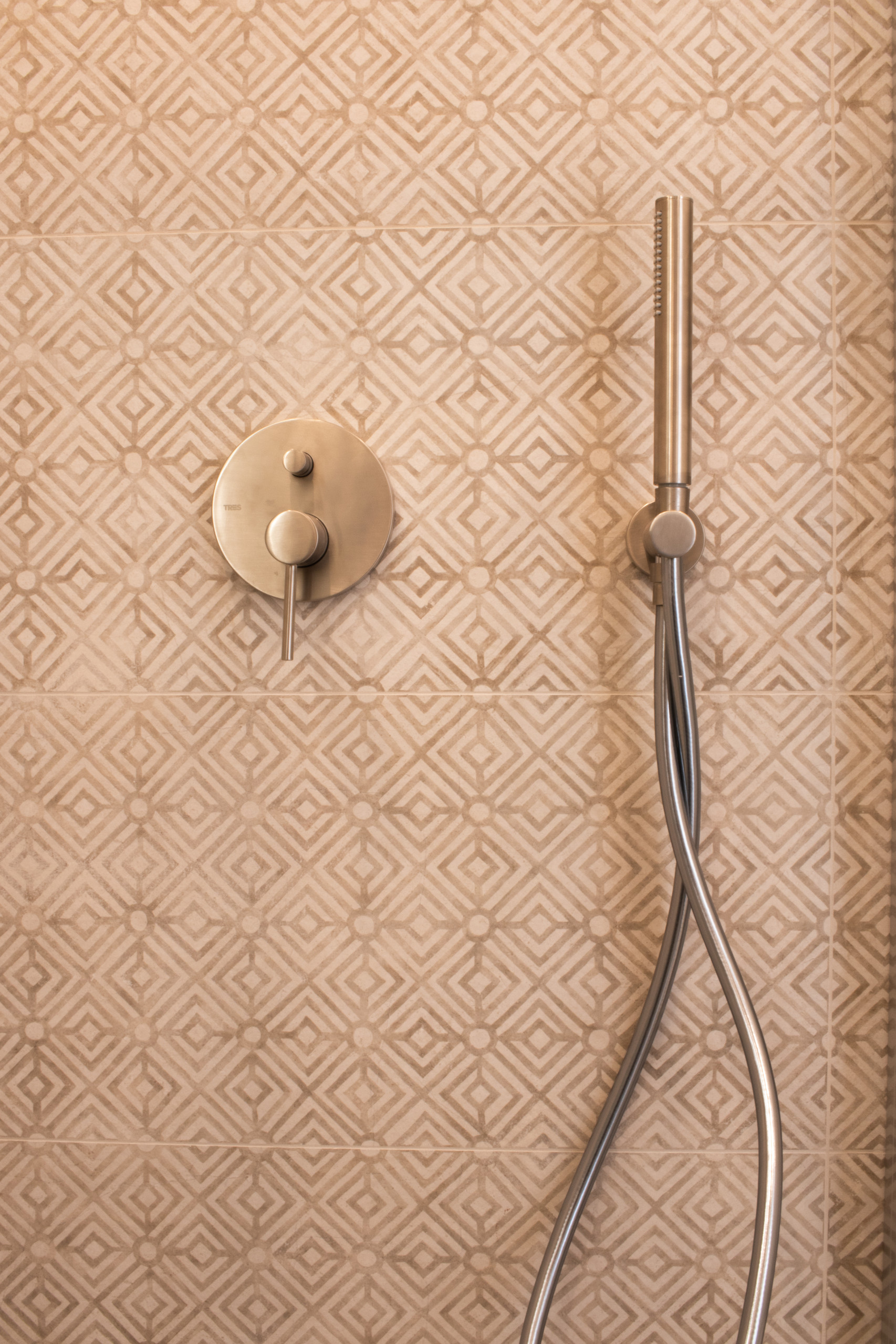 TRANSFORMATION D' UN TROIS PIECES EN 4 PIECES