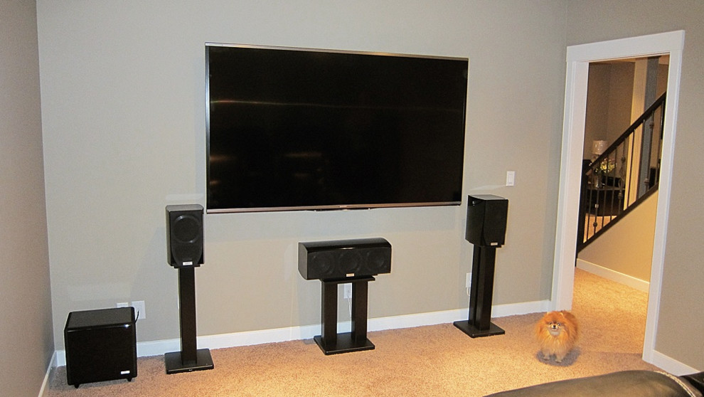 How to Make a Living Room That Transforms Into a Home Theater