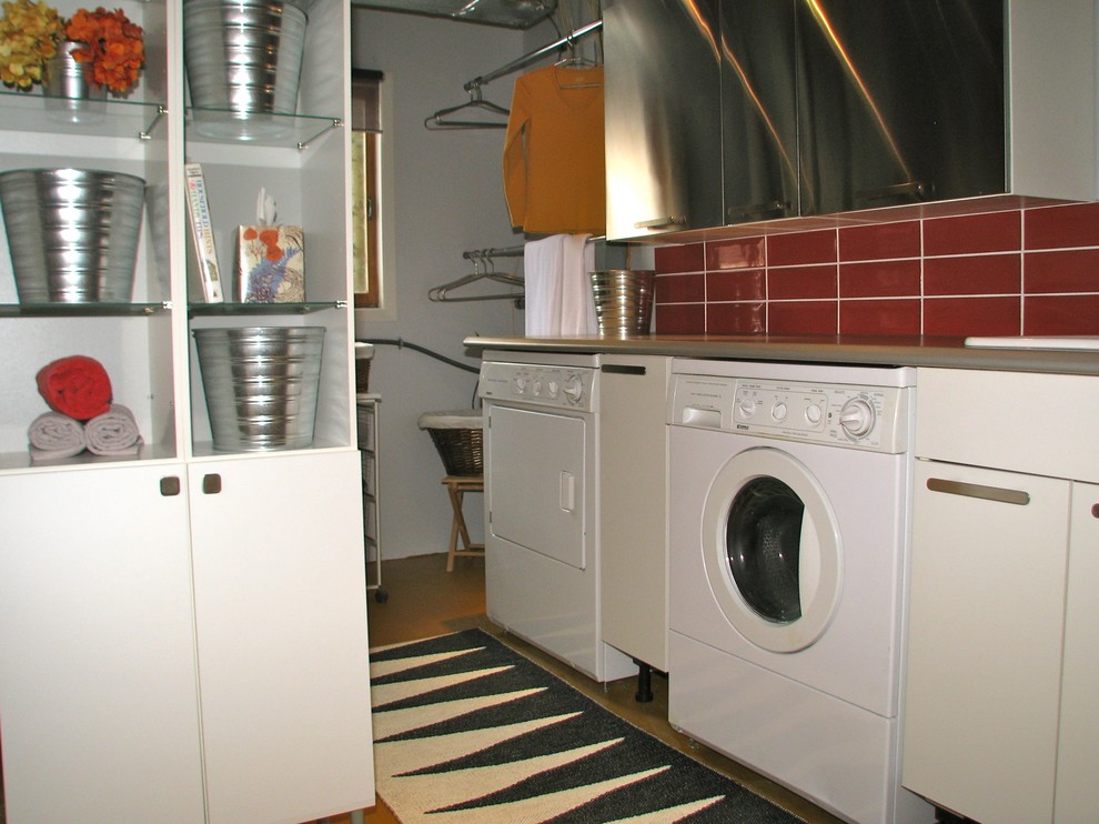 Design ideas for an industrial laundry room in Ottawa.