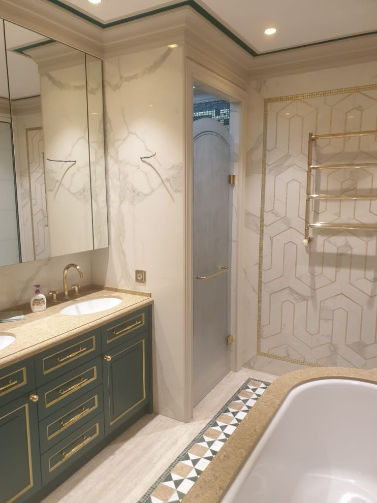 Стеклянные двери