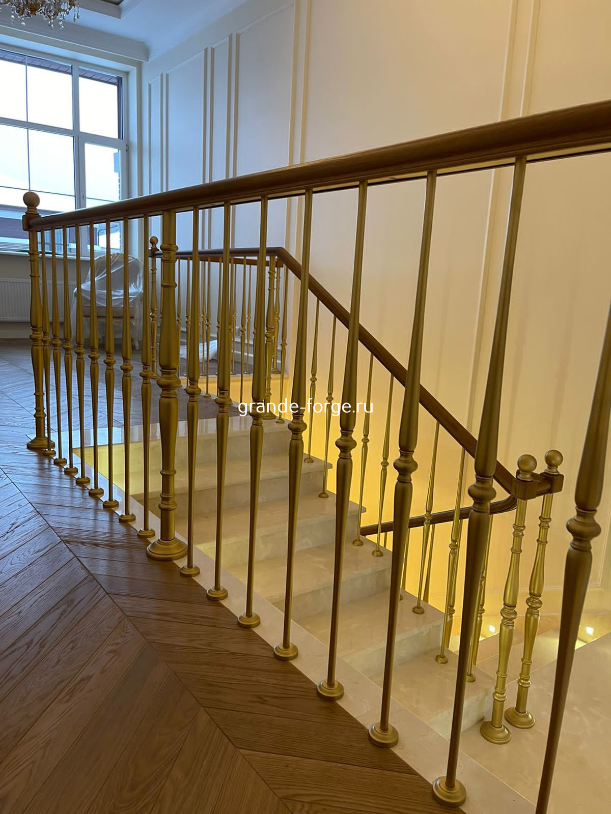Лестница, стальное ограждение, фабрика Grande forge(Франция), коллекция "Рондо"