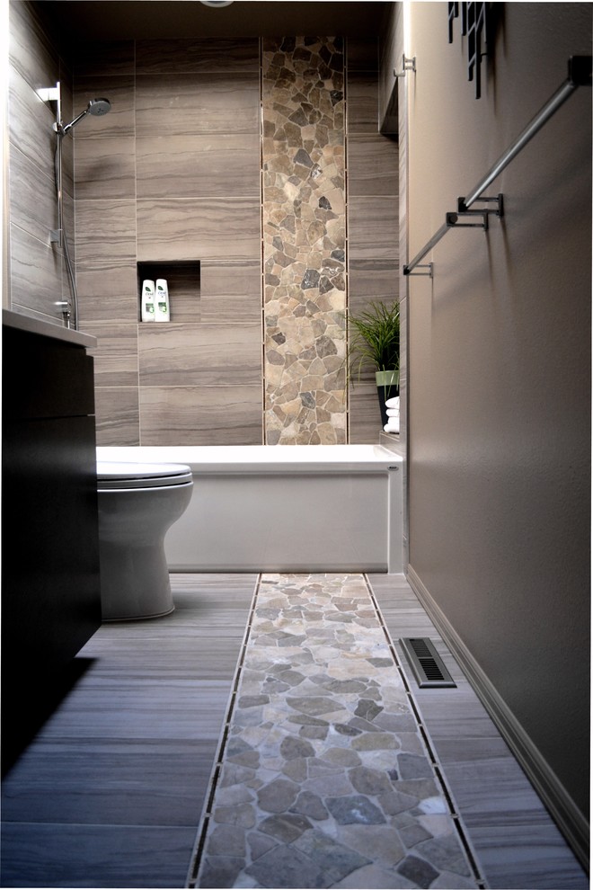 The kid’s bathroom the luxury grownup bathroom! Contemporary