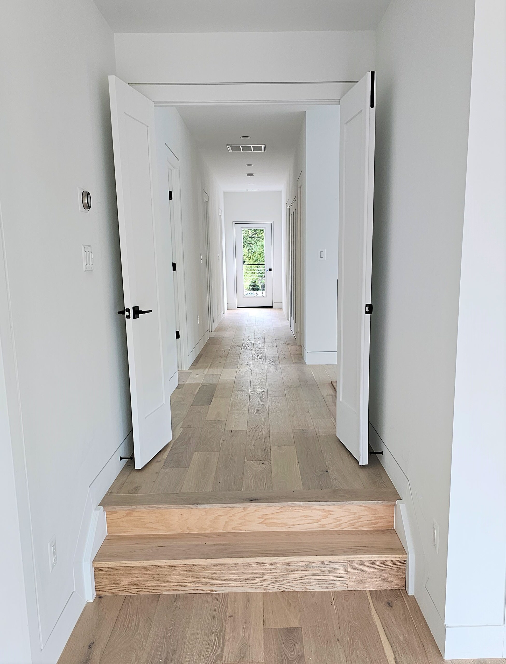 108_Red Oak Stairs in Light Filled Space, Fairfax, VA 22031