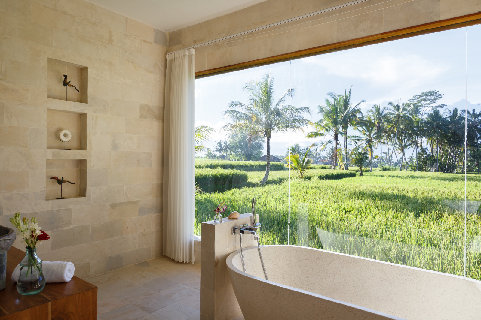 Вилла All Saints