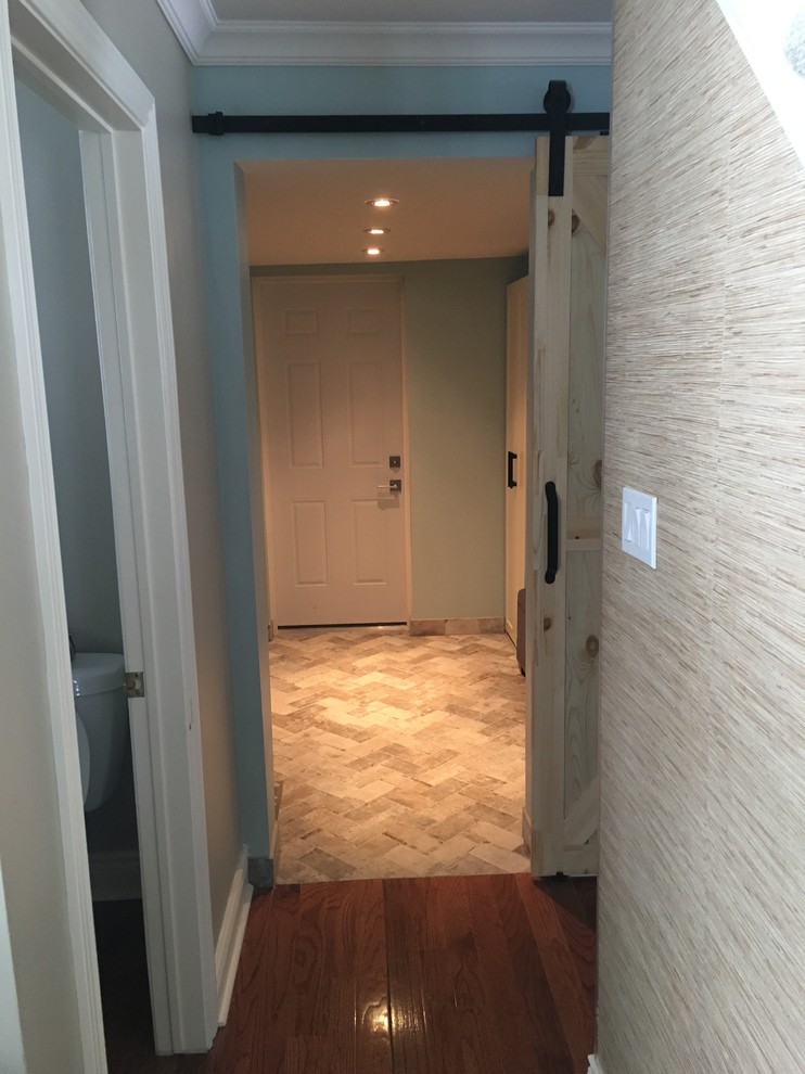 Transitional home design photo in Toronto